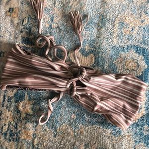 Size large acacia vintage top